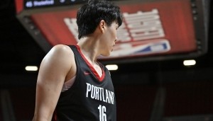 顶流！NBA官方发杨瀚森助攻集锦 多家美媒纷纷转发